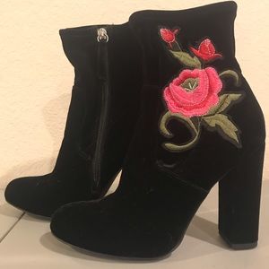 Black embroidered booties heel boot